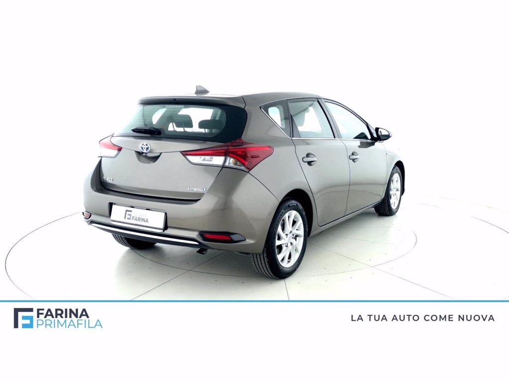 TOYOTA Auris 1.8h business cvt my18