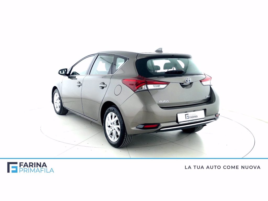 TOYOTA Auris 1.8h business cvt my18