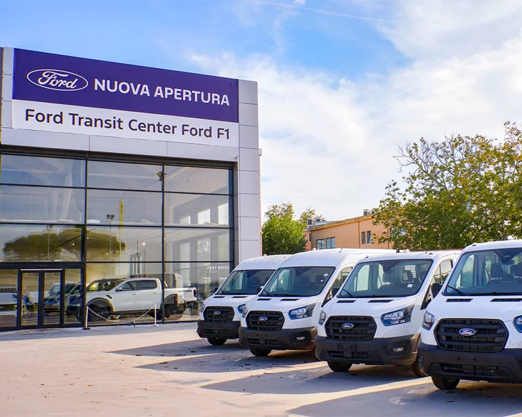 Apre nuovo Ford Transit Center a Caserta